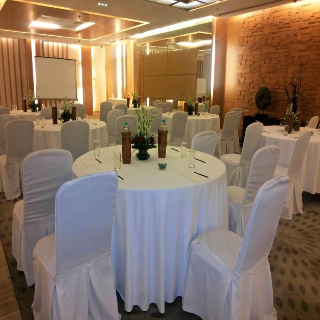 Radisson Hotel Sector 29 Gurugram Gurgaon Kemudahan gambar